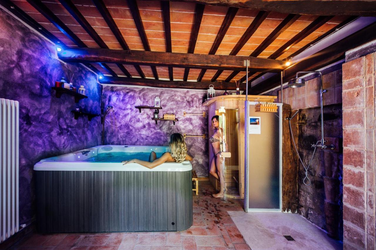 Agriturismo Il Noce Castiglione dʼOrcia Exterior foto